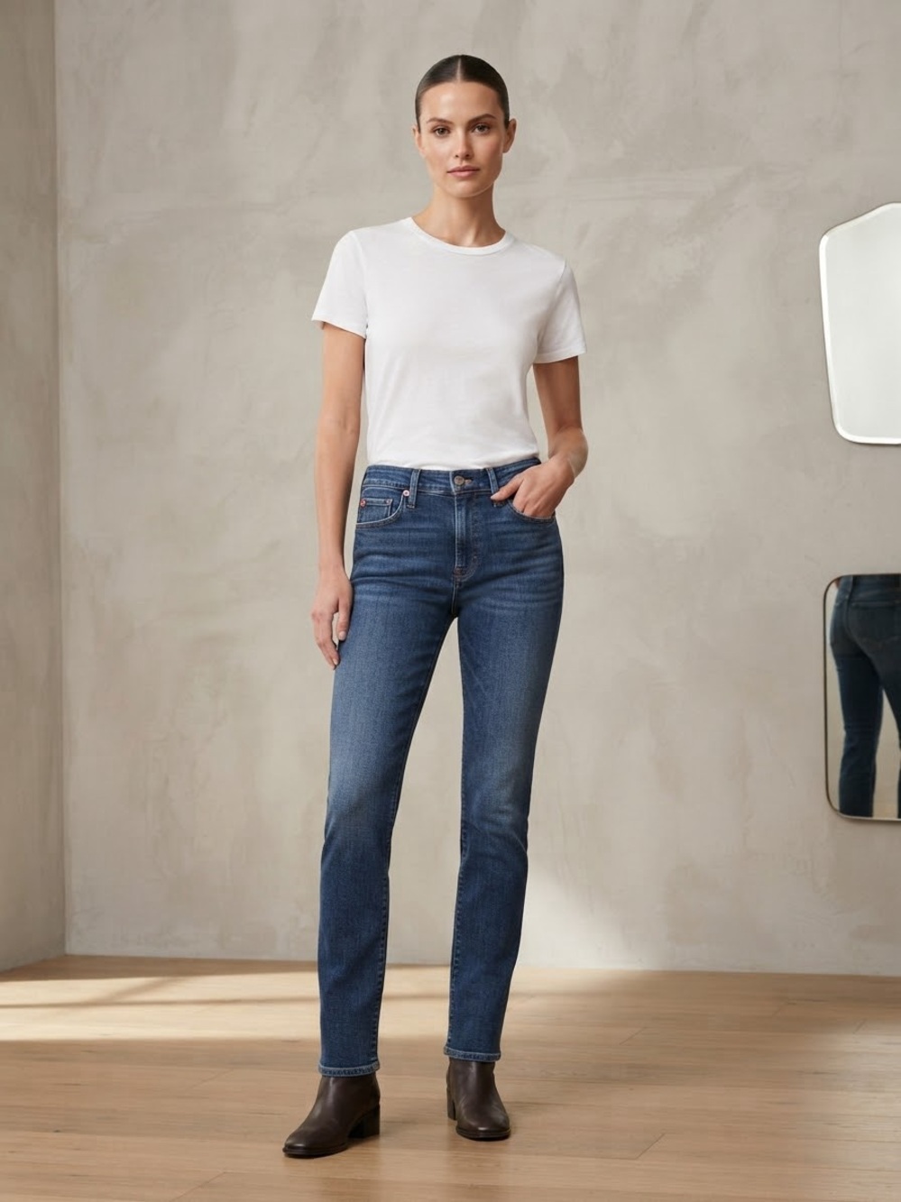 Hudson Jeans Women's Boot Cut Jeans in Medium Blue Wash